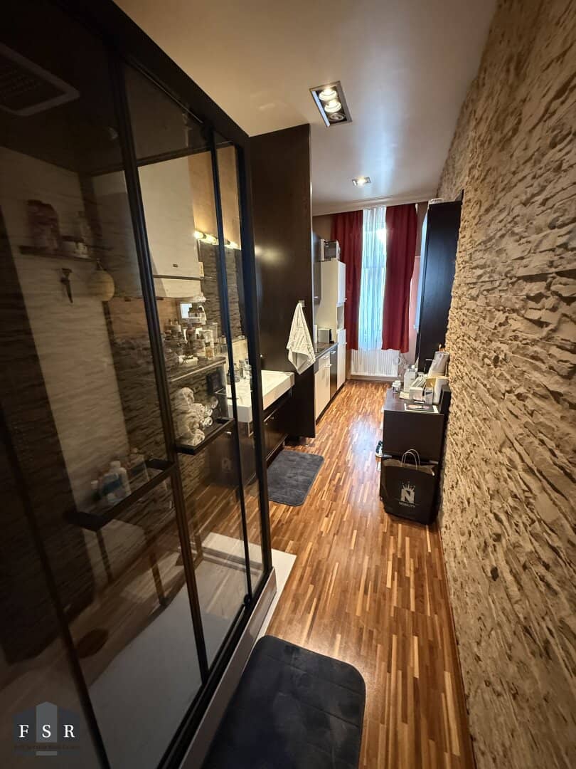 Helle 1-Zimmer-Etagenwohnung nahe Siebenbrunnenplatz in Wien 5 mit EBK