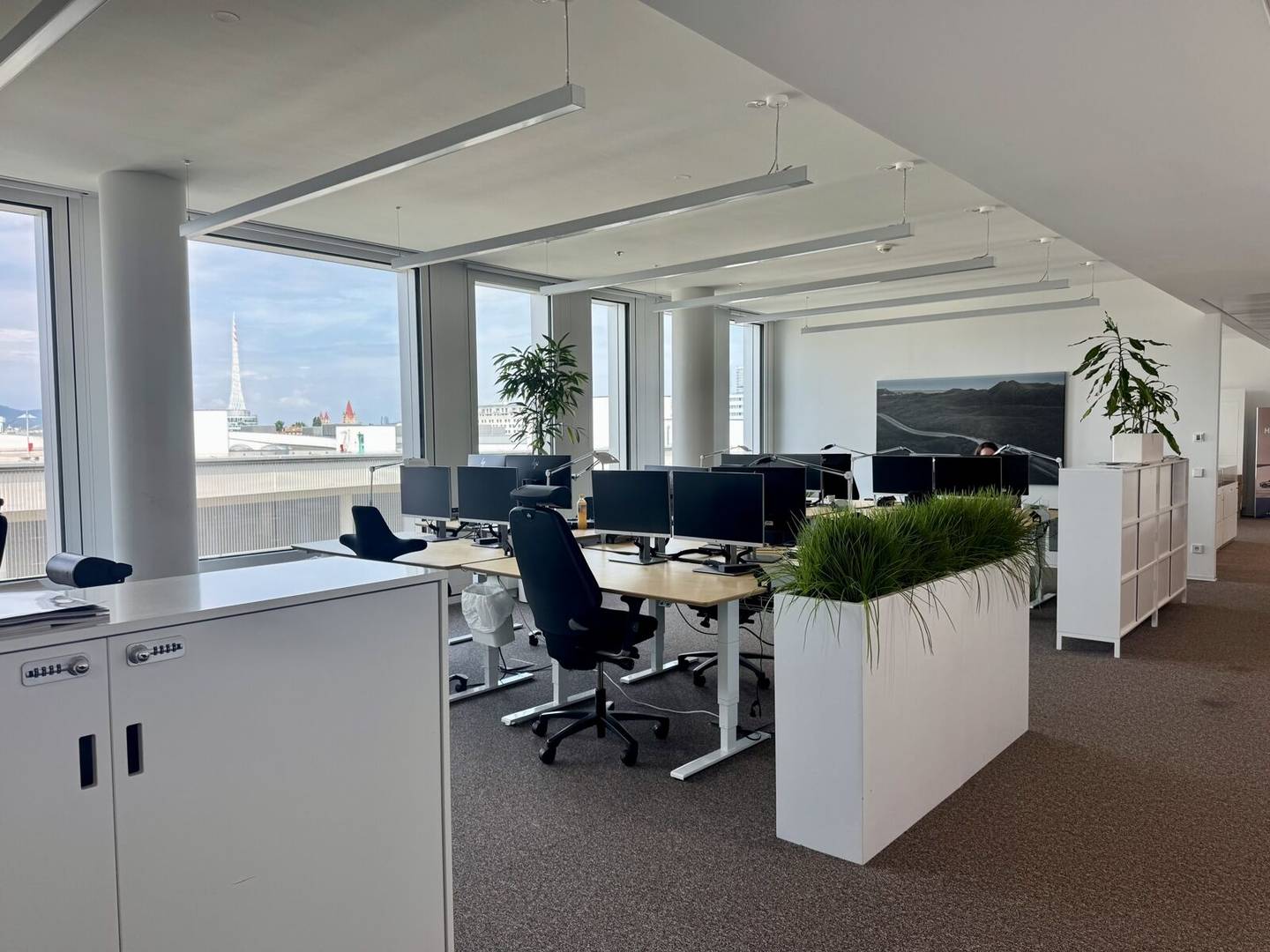 DENK DREI | Büro mit Blick auf die Trabrennbahn