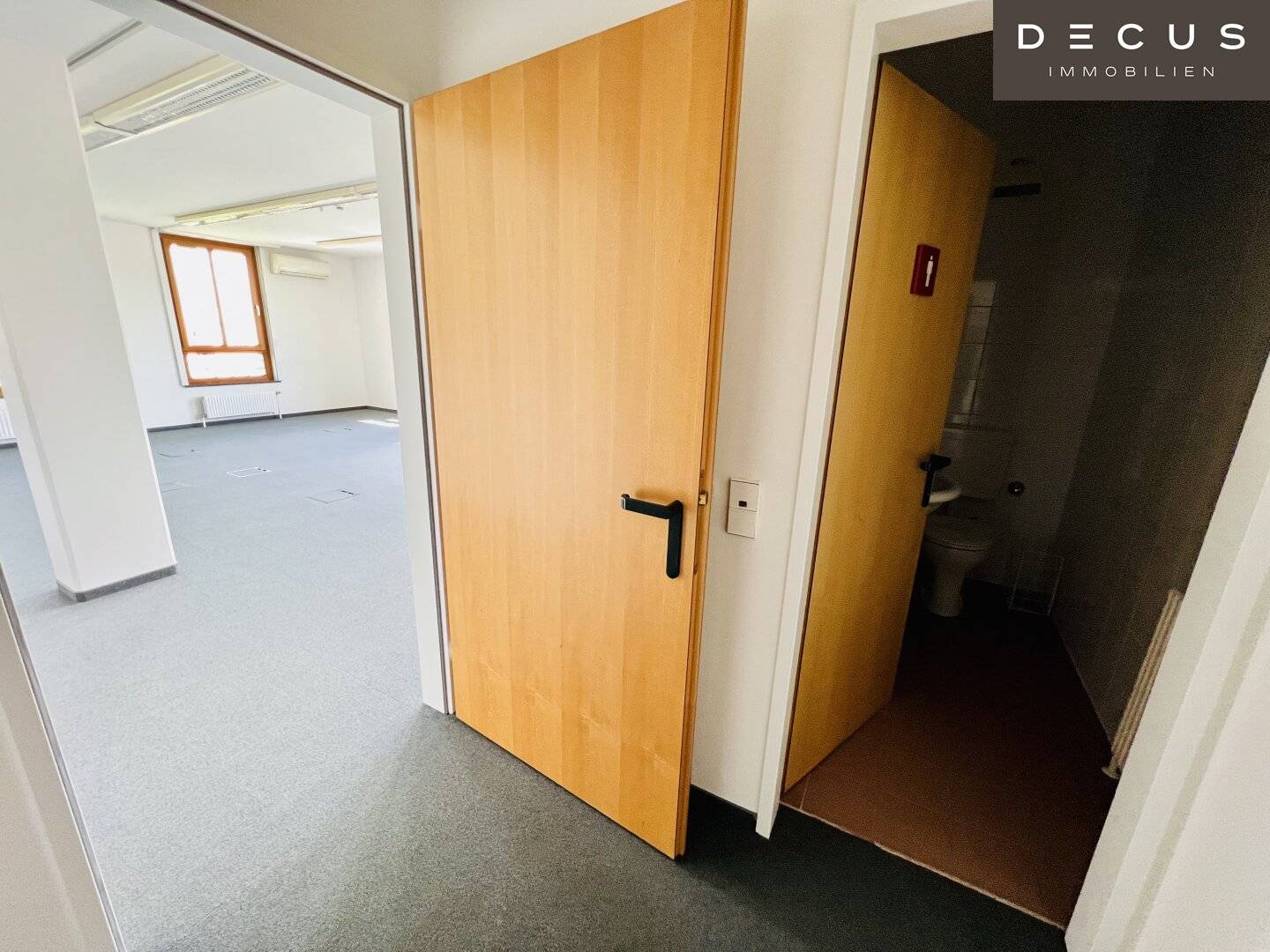 Parking spaces Functional office space approx 56 m² St. Pölten near Traisenpark