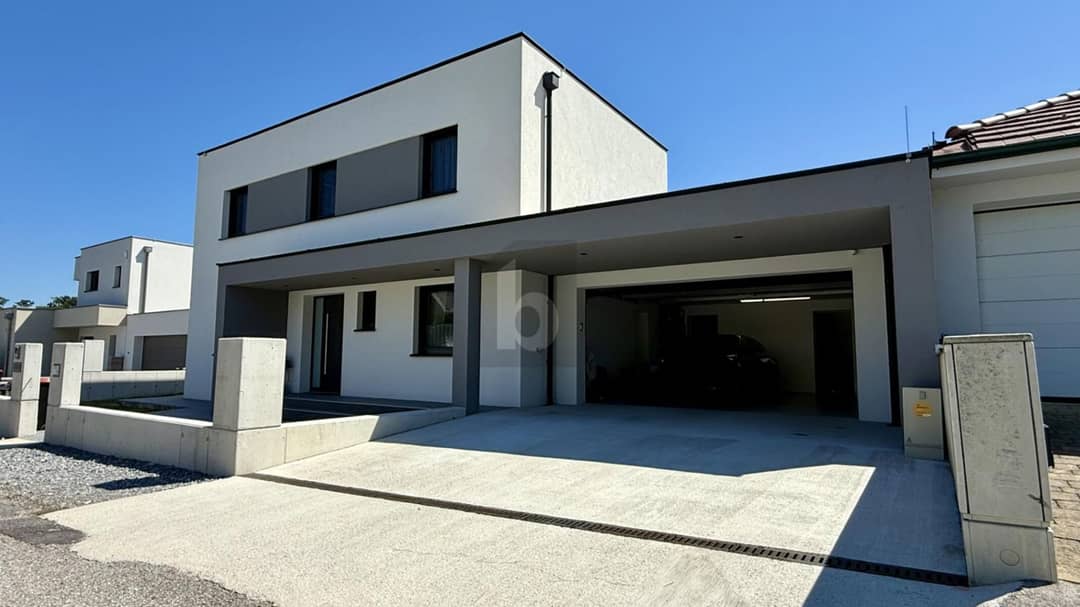 TOP MODERN & HOCHWERTIG MIT DOPPELGARAGE U. 30 QM NEBENGEBÄUDE