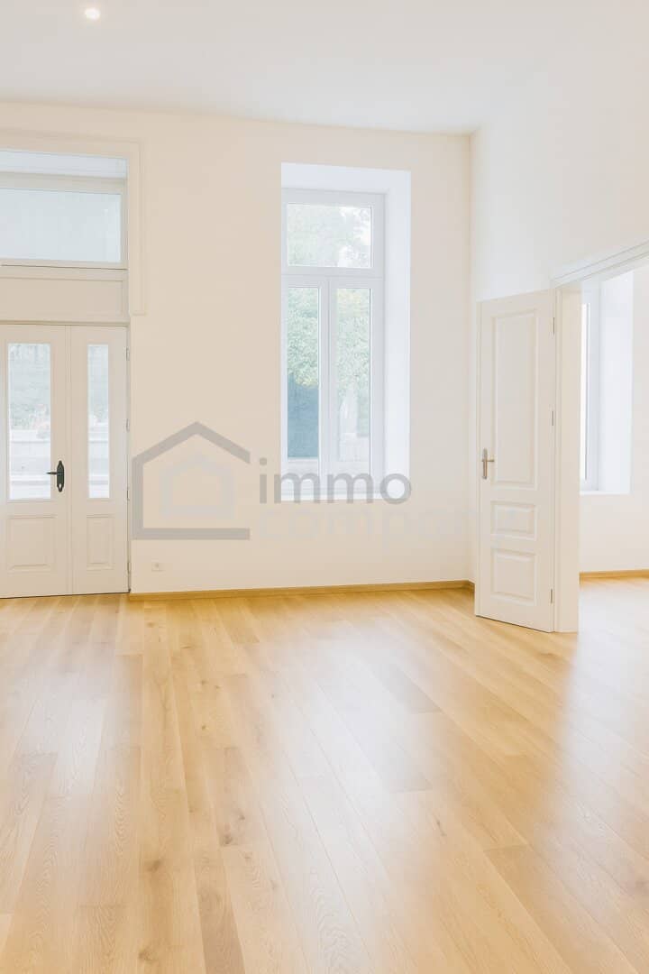 Wohnung im EG mit Straßenzugang renoviert nahe U Bahn