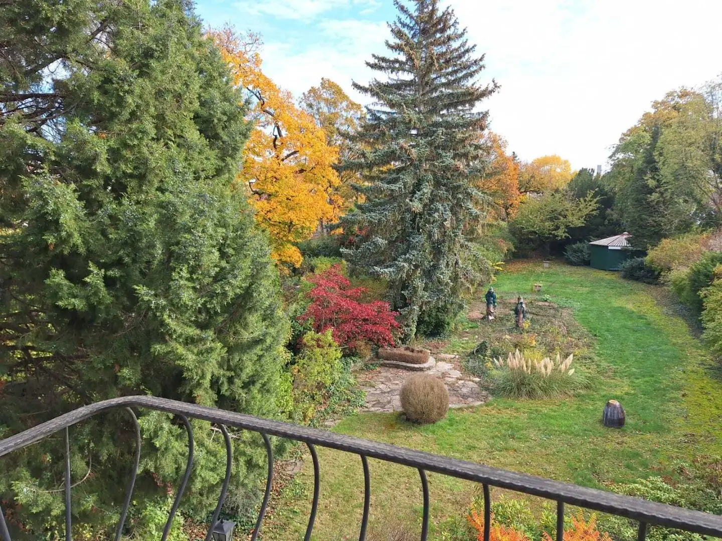 360° TOUR / Einfamilienvilla mit großem Garten und Garage in bester Grünlage von Hietzing