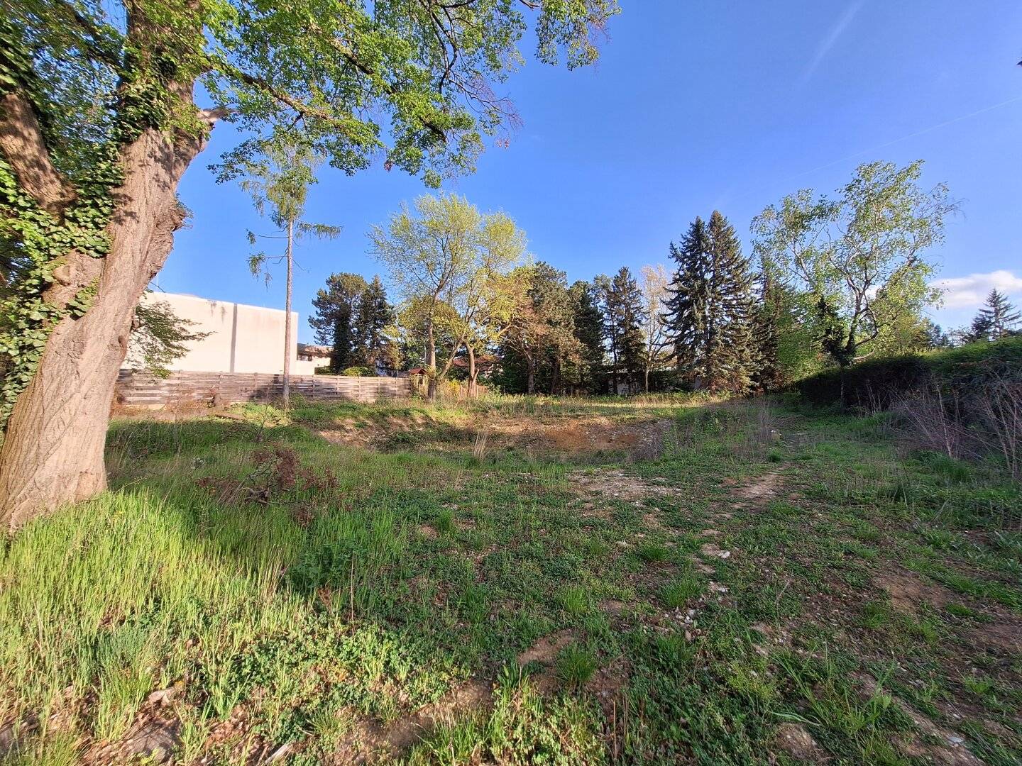 Beautiful, level building land in the best, quiet green residential area of the 23rd district