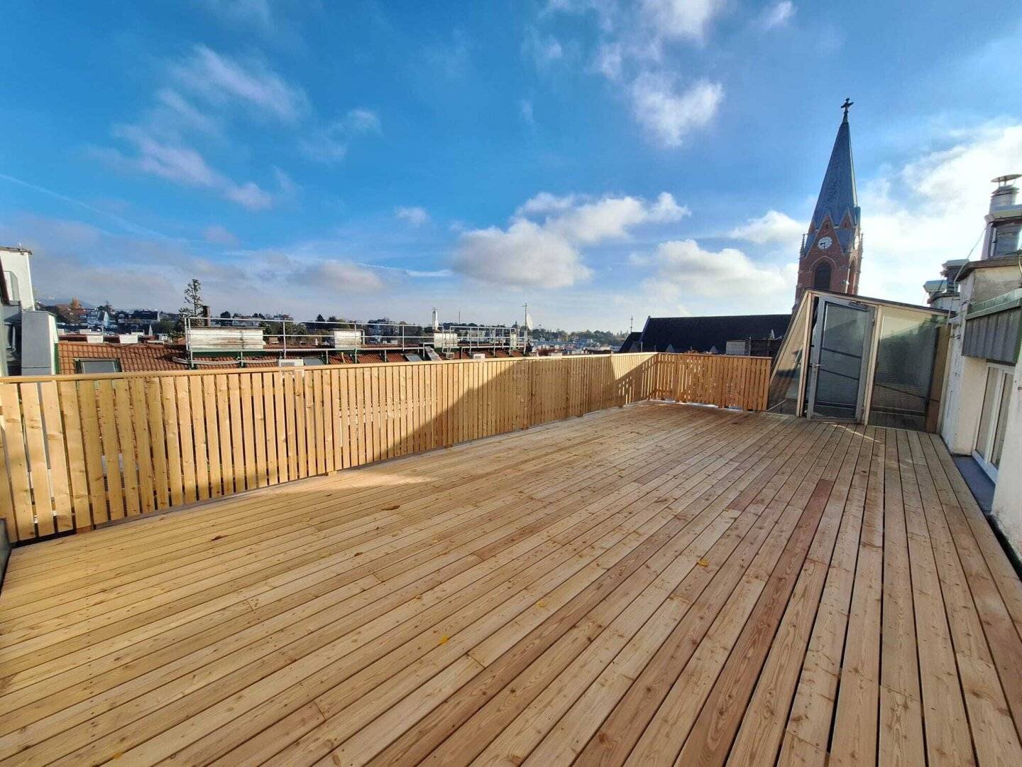 360° TOUR / Multifunktionales, modernes, lichtdurchflutetes Dachgeschoss-Atelier / Büro / gemischte Wohnnutzung / mit großer Terrasse