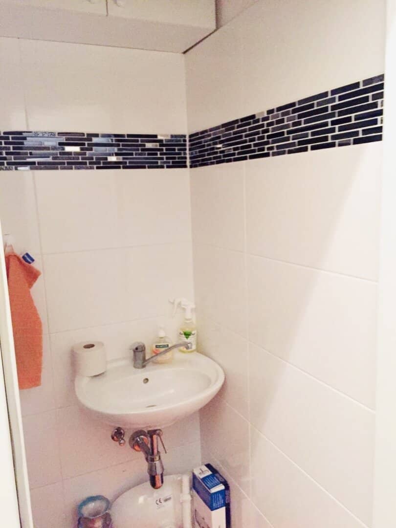 Old building apartment quiet investment property