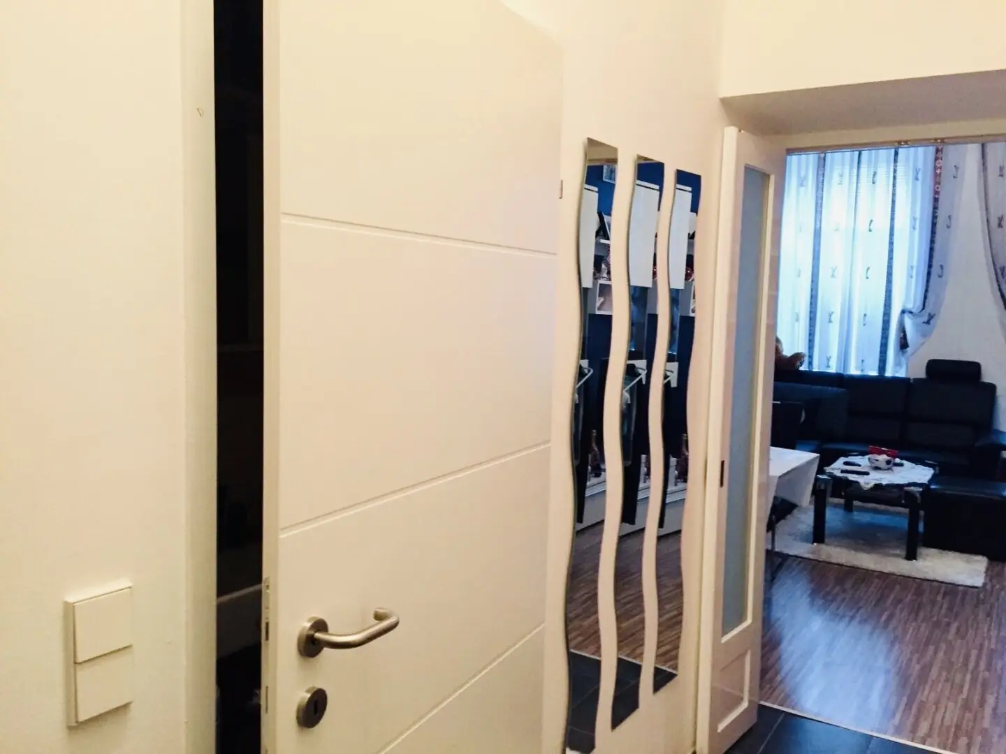 Old building apartment quiet investment property