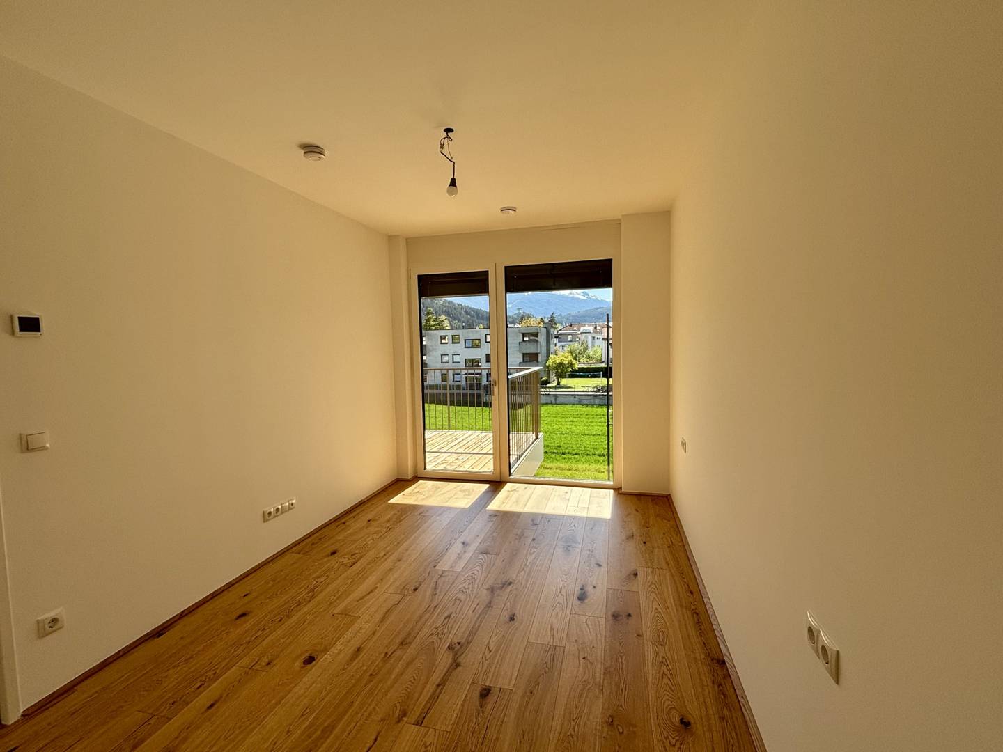 Provision free apartment with sunny balcony