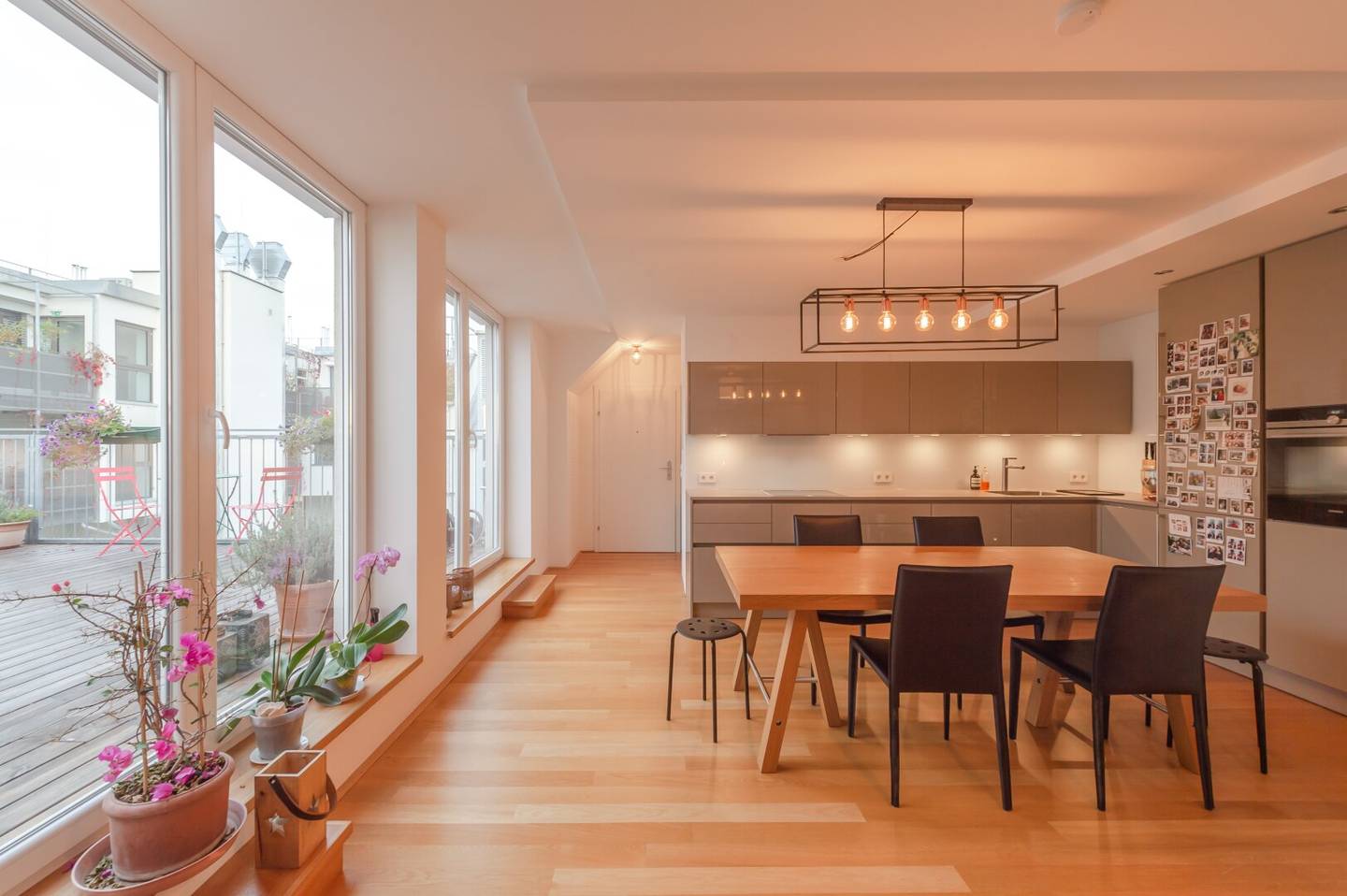 ++NEU++ 4-Zimmer DG-Maisonette, 44m² Terrassen, tolle Ausstattung!