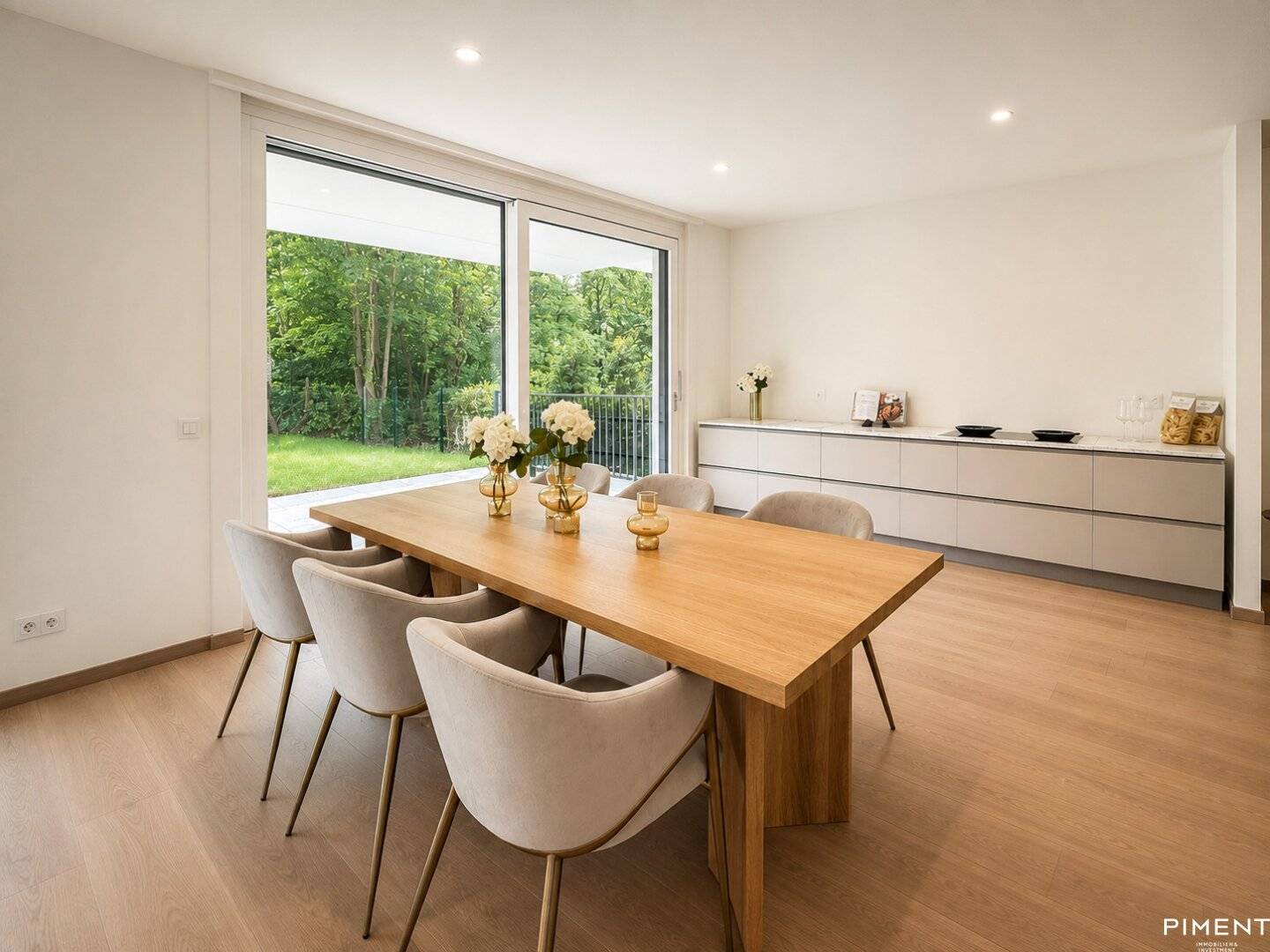 Wohnküche Top 2.4 _Staging_KI unterstützt