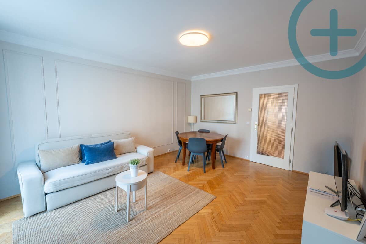 Wohnung im Herzen Wiens mit Lift und Küche