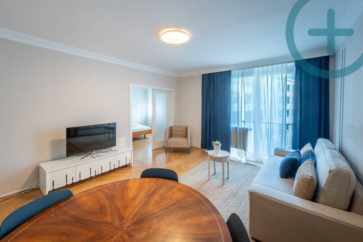 Wohnung im Herzen Wiens mit Lift und Küche