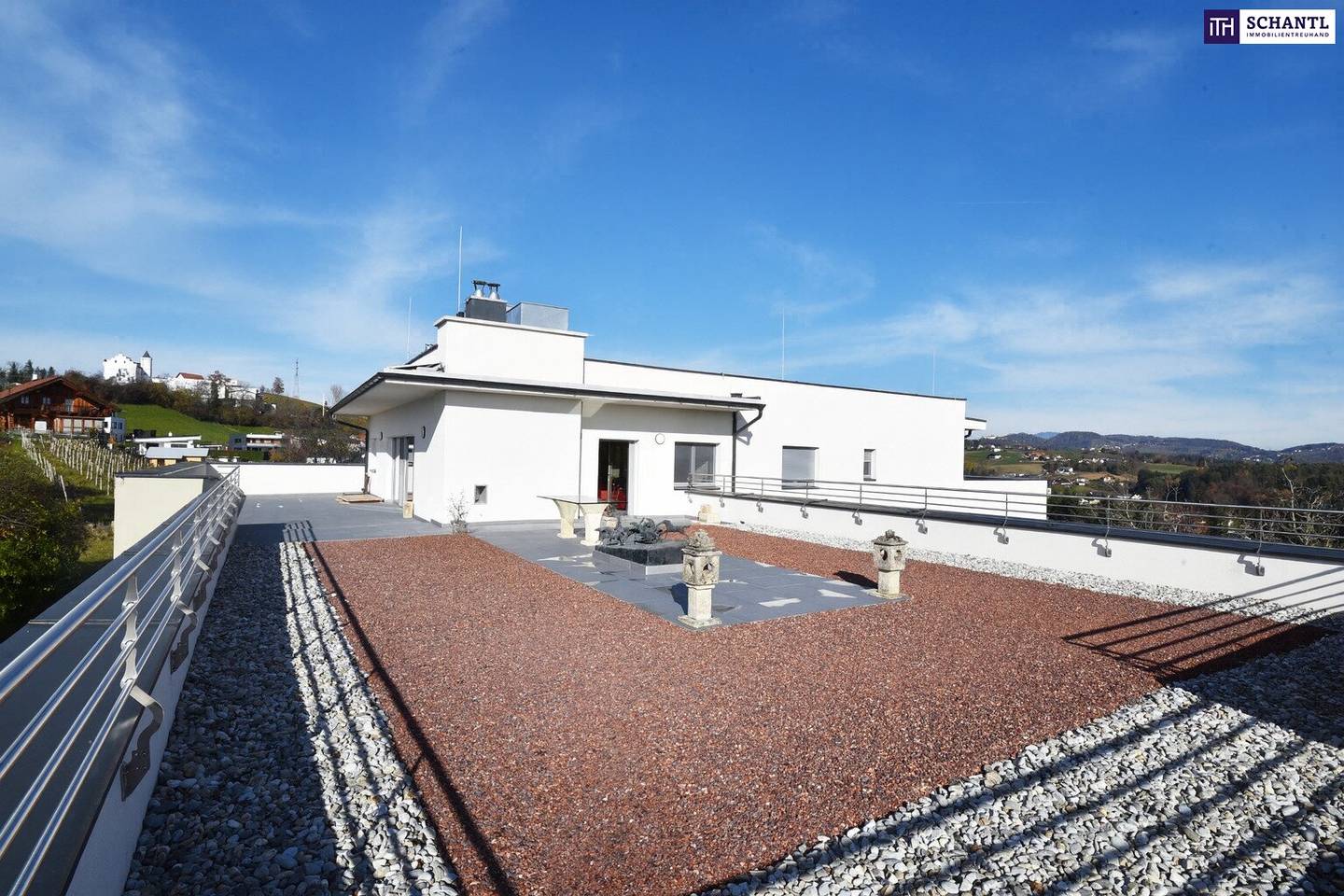 Penthouse mit Blick auf Weinberge und Terrassen