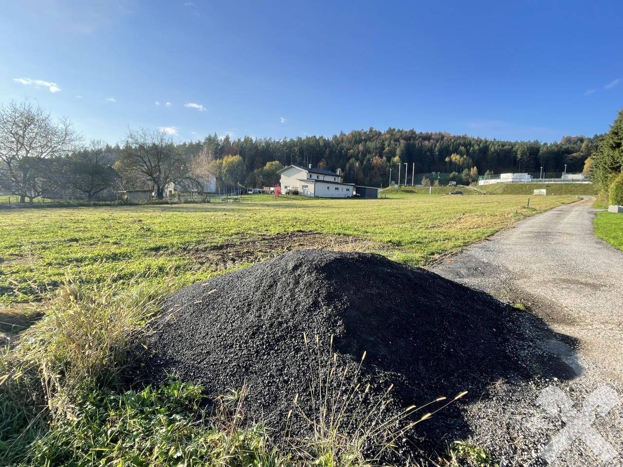 Sonnige Baugrundstücke am Ortsrand von Stallhofen – 840–1300 m²