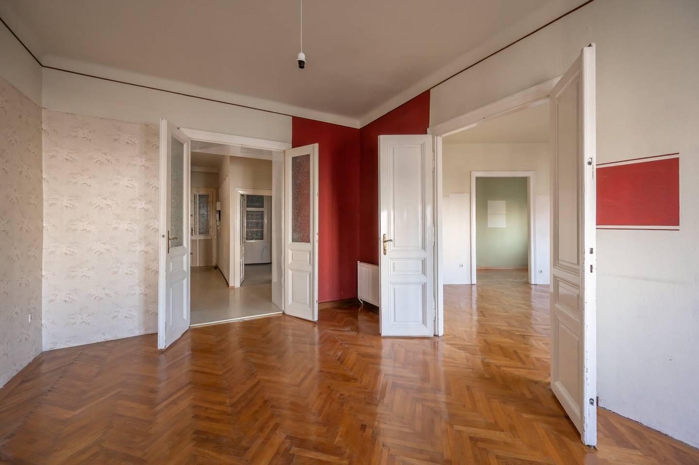 3-Zimmer Altbau-Wohnung in Wien-Alsergrund, sanierungsbedürftig