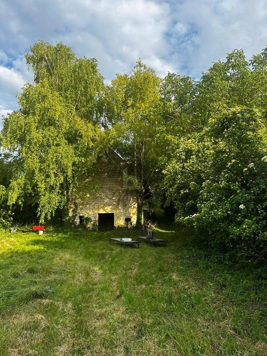Building plot in Kleinschweinbarth