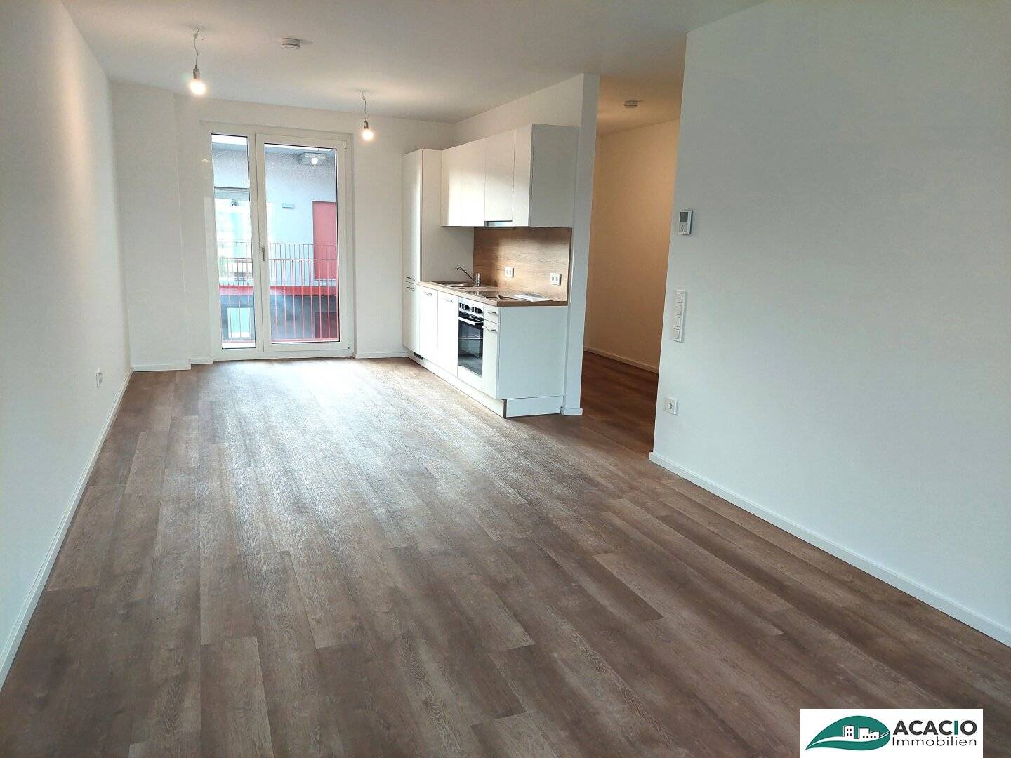 Wohnung im Neubau mit Loggia Blick auf Grünanlage