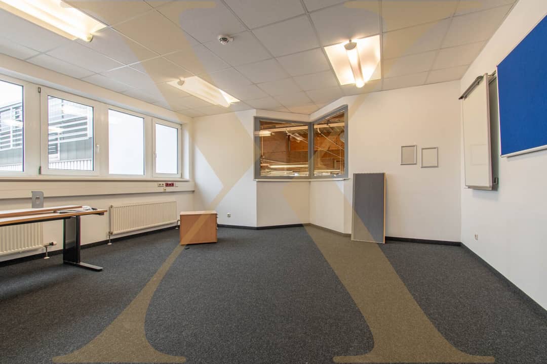 Helle Bürofläche ca. 43 m² in Linz am Franzosenhausweg, 3 Räume