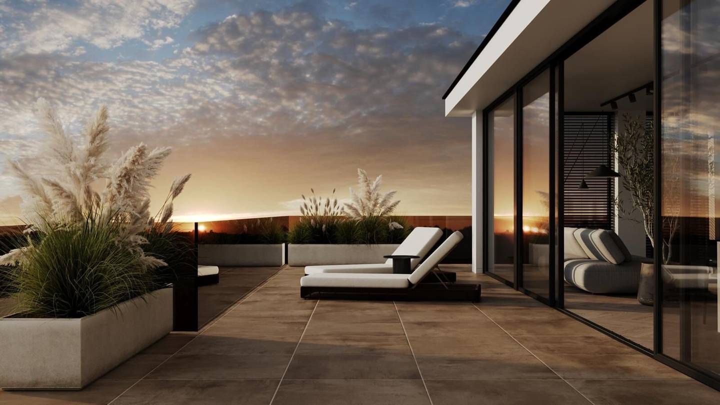 Top-class maisonette with generous terraces and view of the vineyards