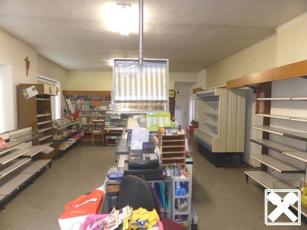 Gewerbelokal in Großriedenthal – 100 m², Büro und Lager, zentrale Lage