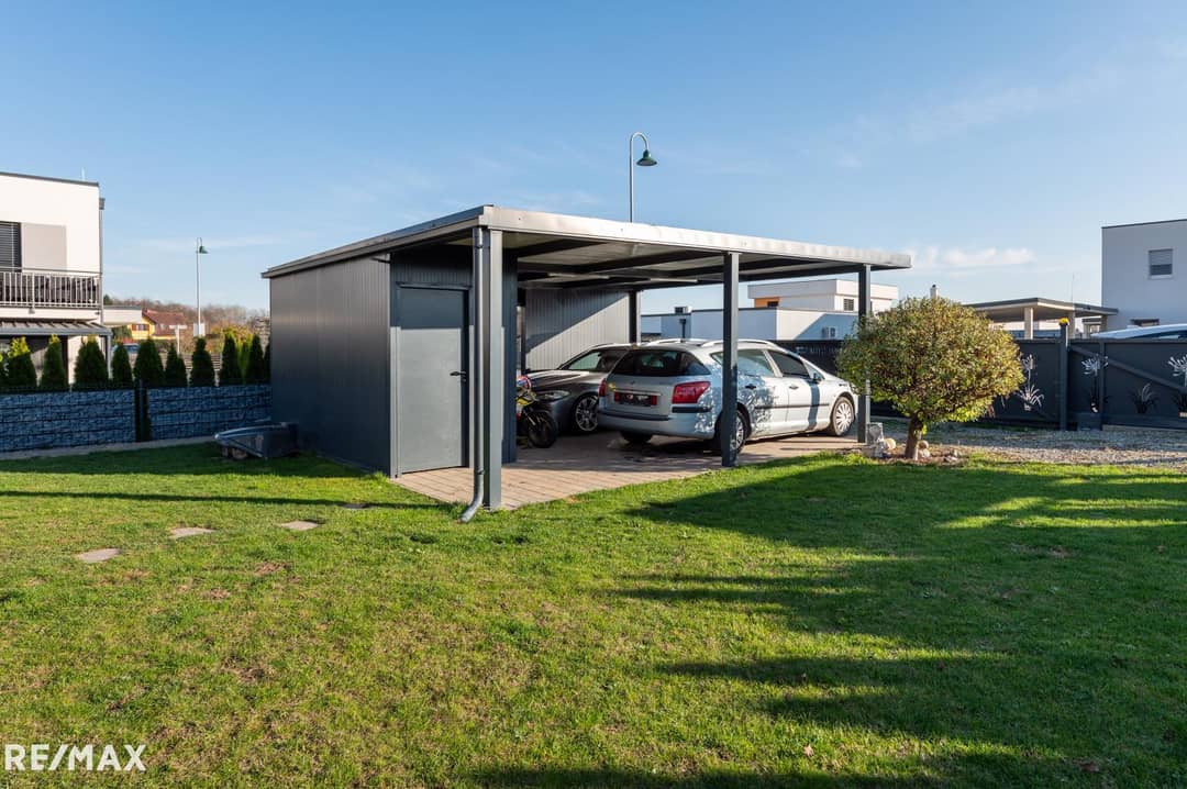 Doppelcarport mit Abstellraum