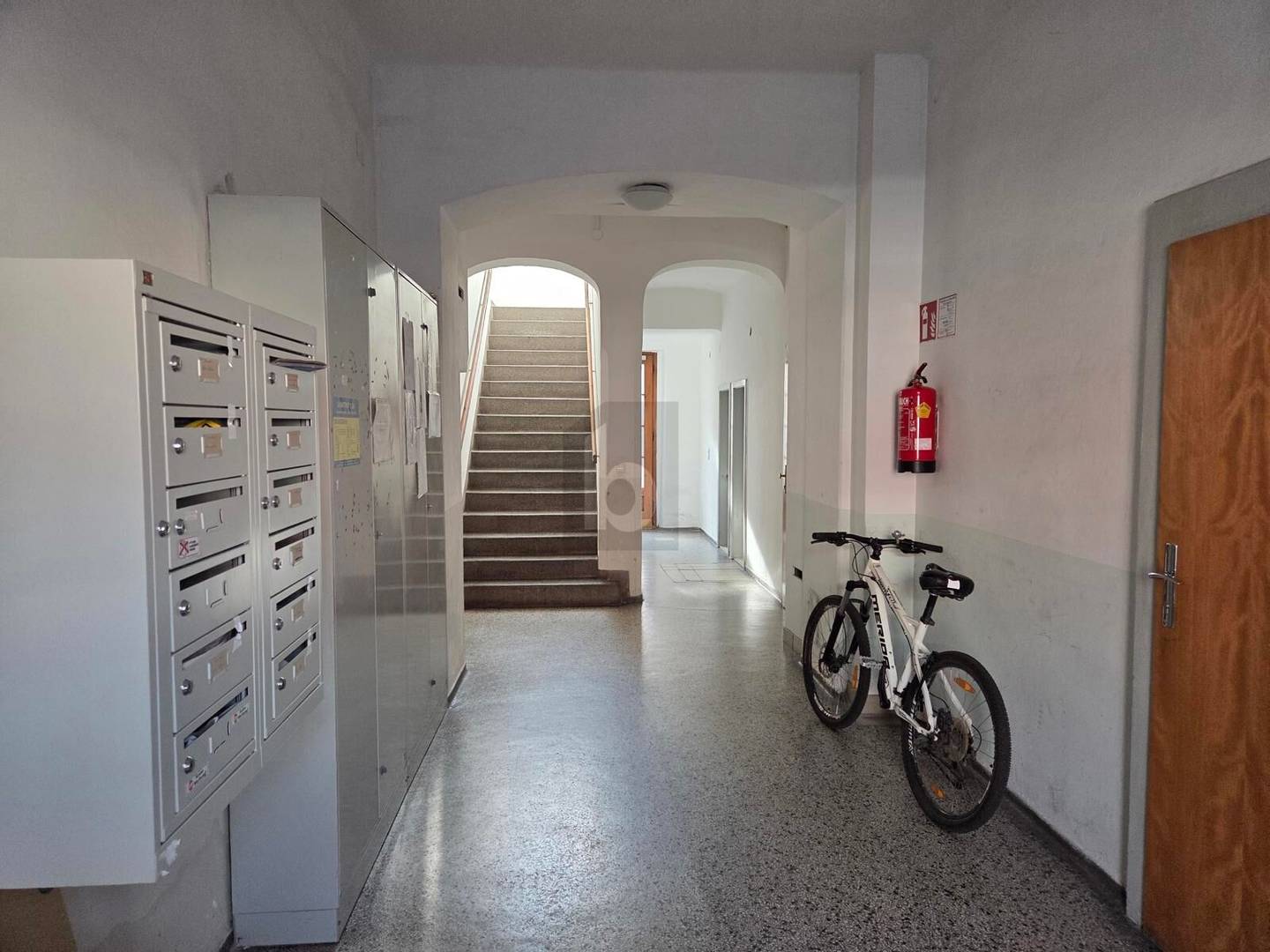 Anlegerwohnung mit Vermietungspotenzial und Stellplätzen