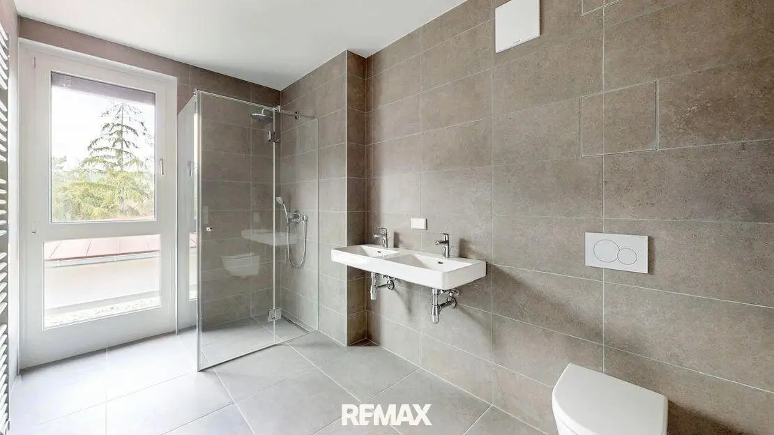 Penthouse Erstbezug Direktlift Glanzing