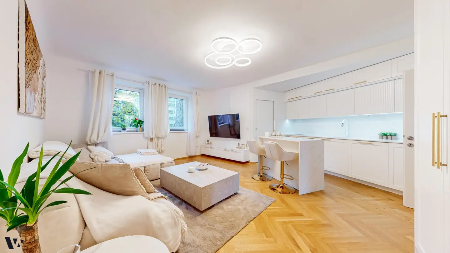 VOLLMÖBLIERTE 4-ZIMMER-DESIGNERWOHNUNG MIT BALKON | VIDEO-PRÄSENTATION