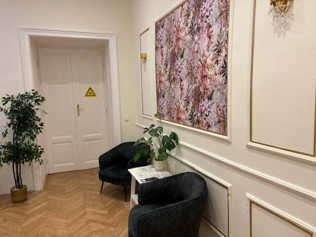 Apartment Generous space newly renovated good transport links German