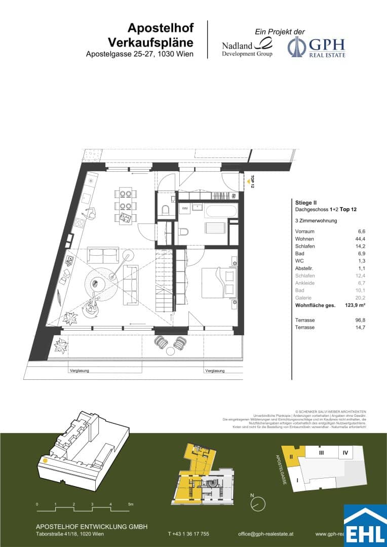 Apartment with two terraces and lift