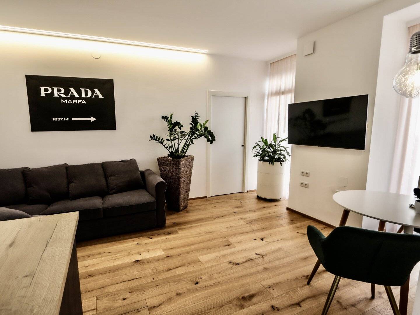 Hideaway im Innenhof - Großartiges, vollmöbliertes Büro in klassischem Gründerzeithaus in U-Bahn-Nähe