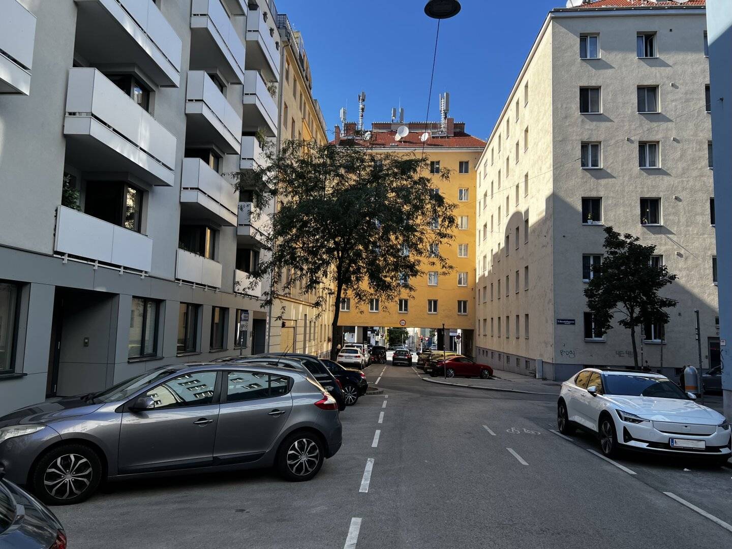 Toll geschnittene Drei-Zimmer-Wwohnung mit Ausbaupotenzial in Margareten