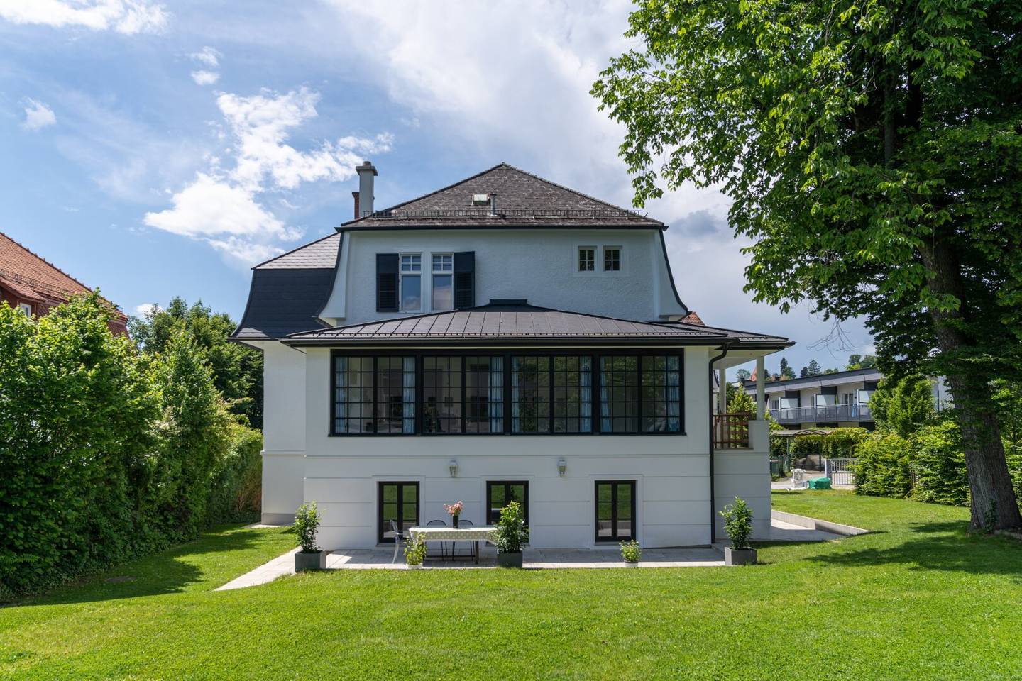 Behutsam renovierte Altbauvilla in Grünruhelage Graz-Mariatrost
