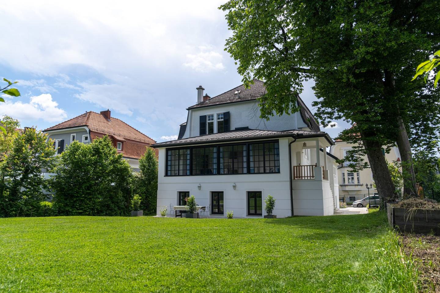 Behutsam renovierte Altbauvilla in Grünruhelage Graz-Mariatrost