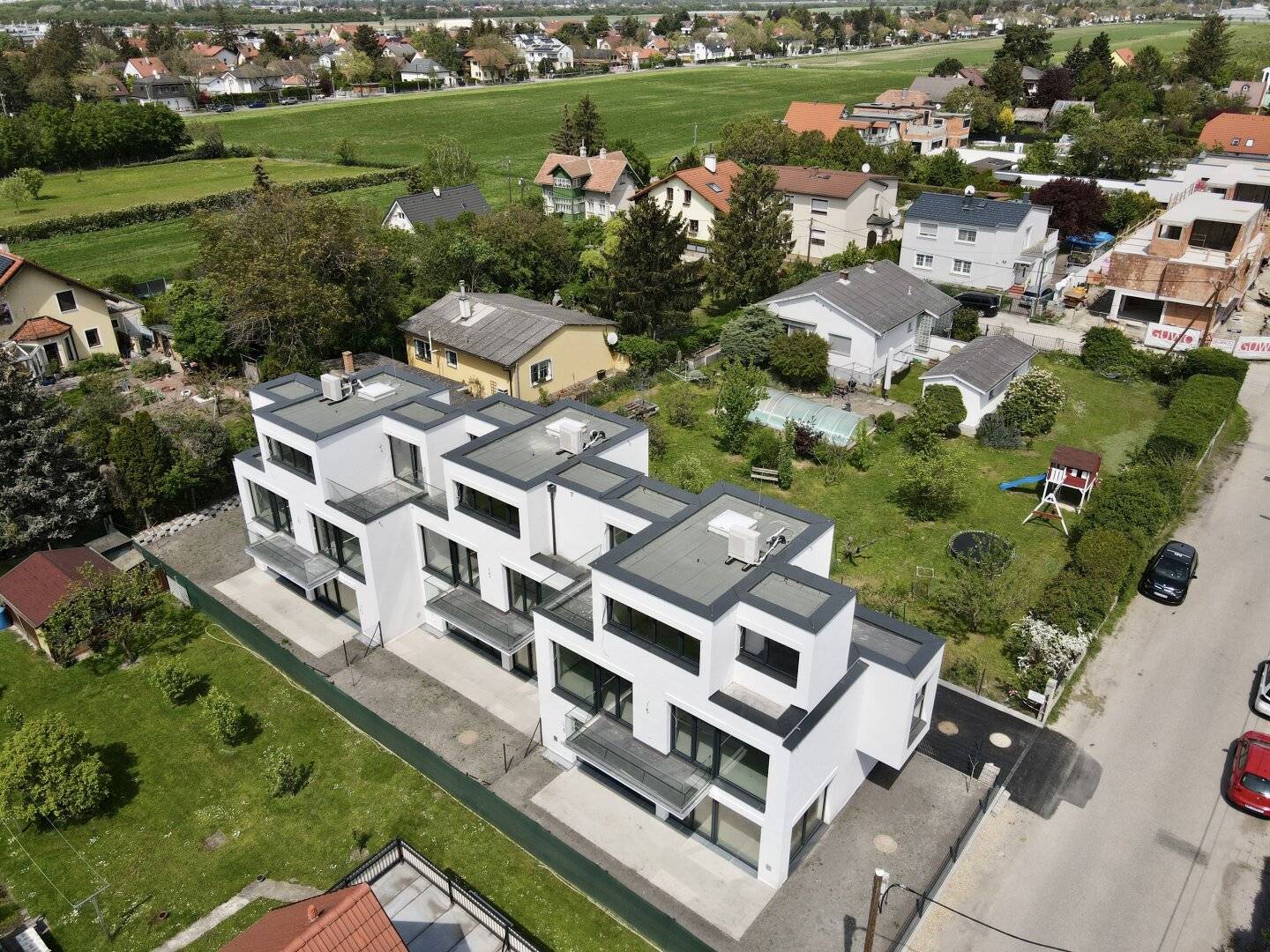 Exclusive townhouse in a green quiet location with a perfect layout on the outskirts of Vienna