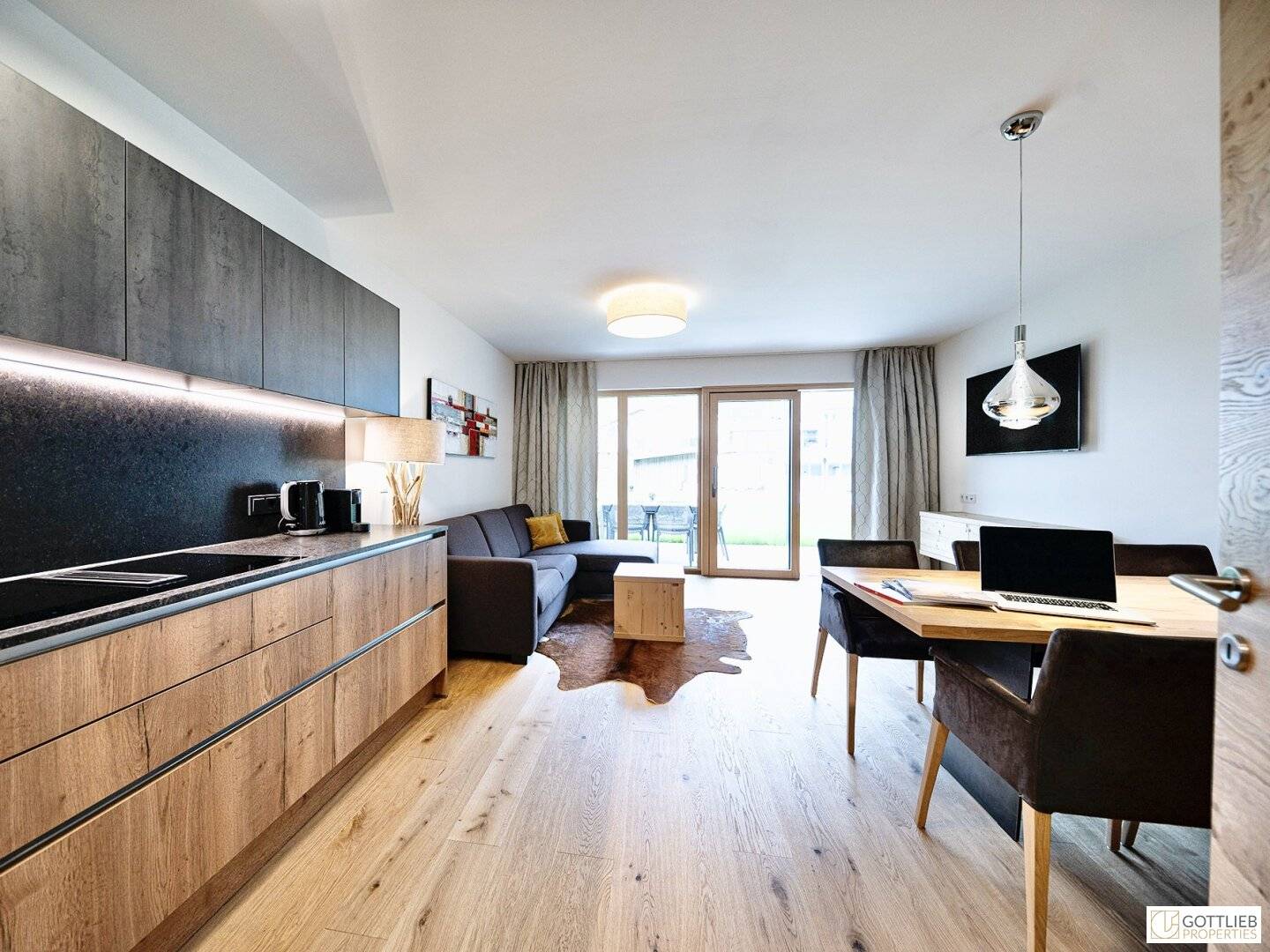 Apartment in Pinzgau with heated pool and terrace