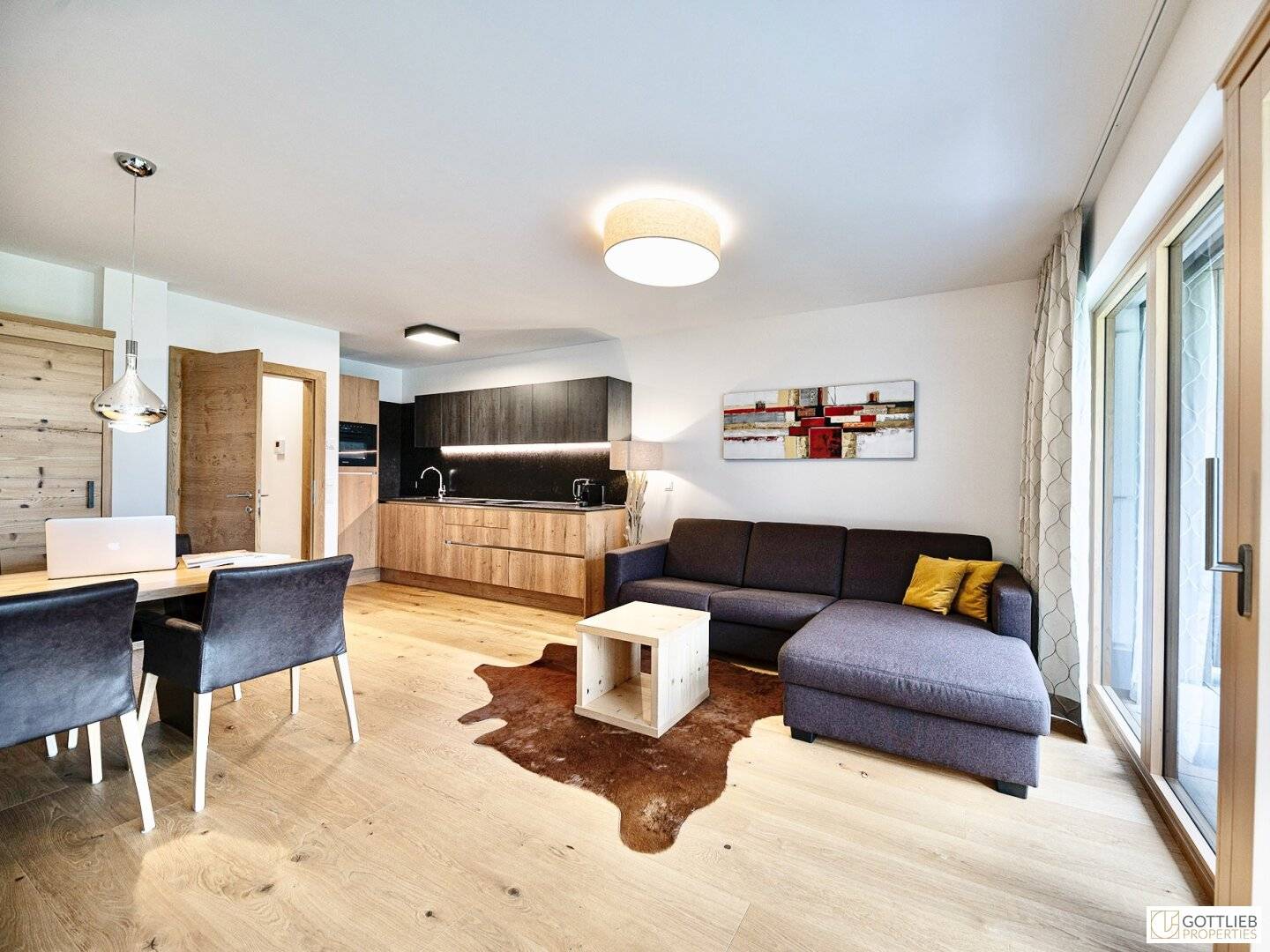 Maisonette apartment with terrace and heated pool