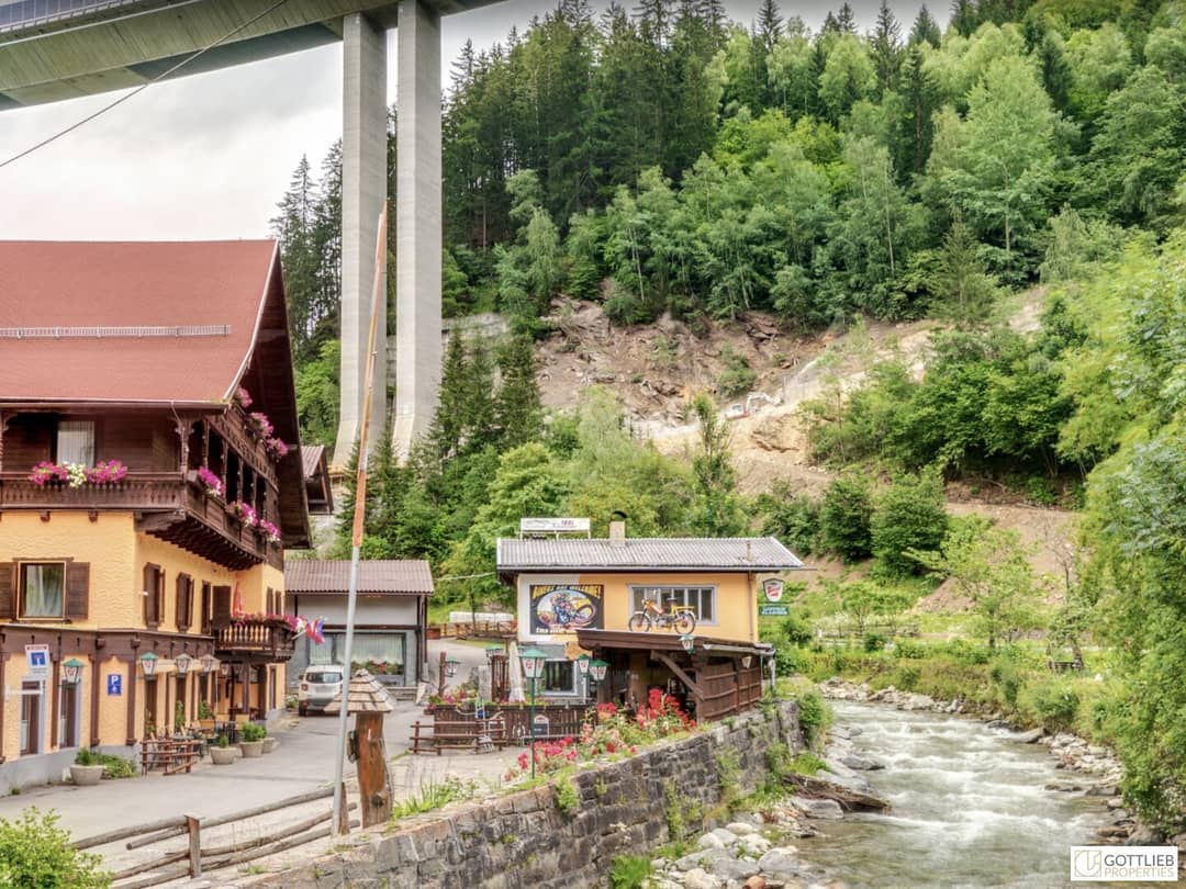 Nahe Katschberg & Nockberge: renovierter Landgasthof mit Potential