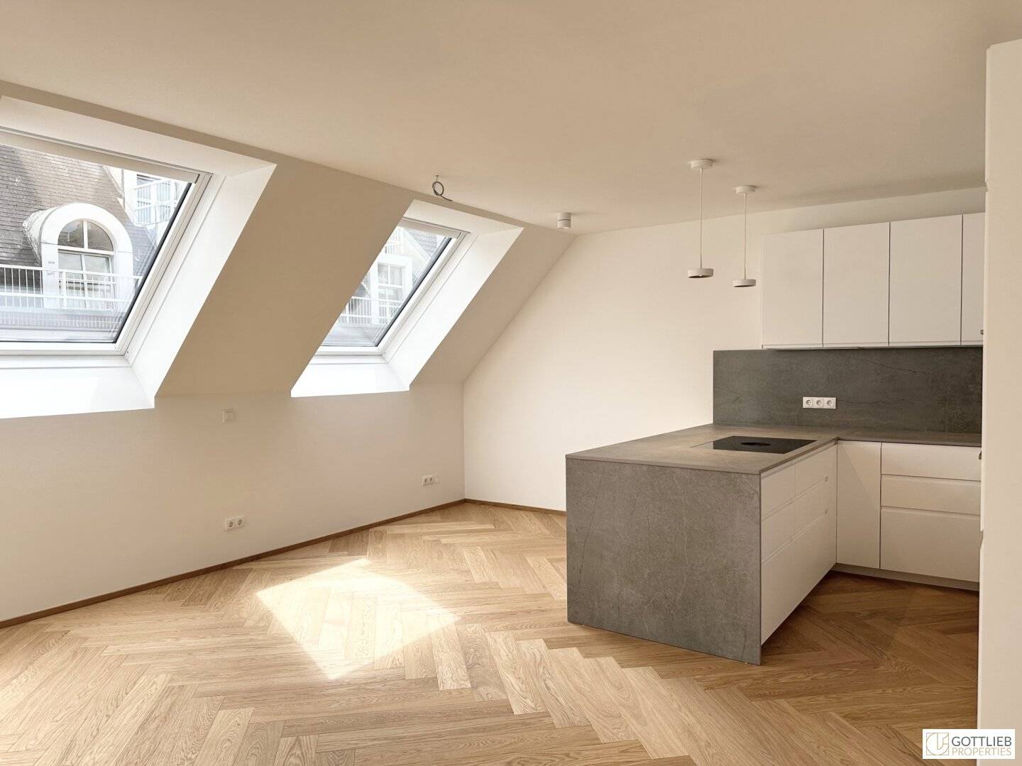 Bestlage nahe Belvedere!  Luxuriöse  3-Zimmer-Erstbezug-Dachgeschoss-Wohnung mit zwei Balkonen in historischem Gebäude