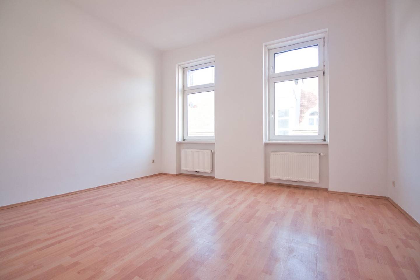 Altbauwohnung mit 3 Zimmern und separater Küche