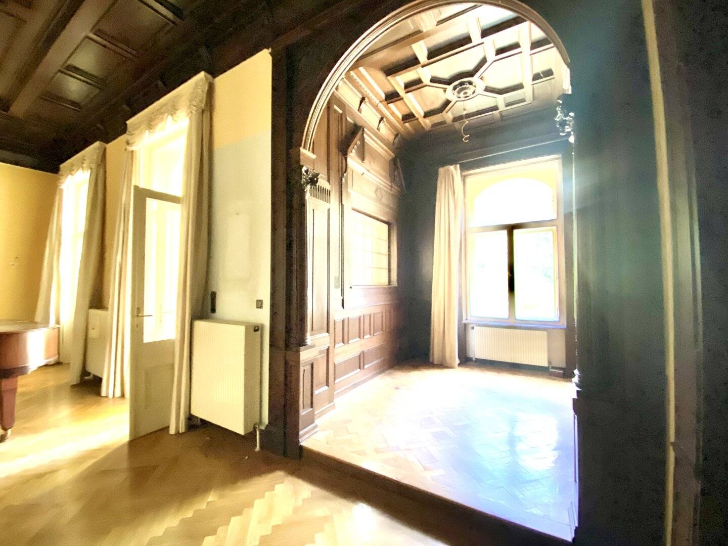 Wohnung Hochparterre Jugendstilvilla mit Terrasse