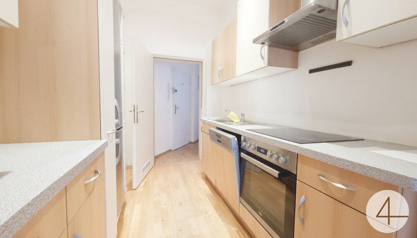 Apartment barrier free quiet location good access