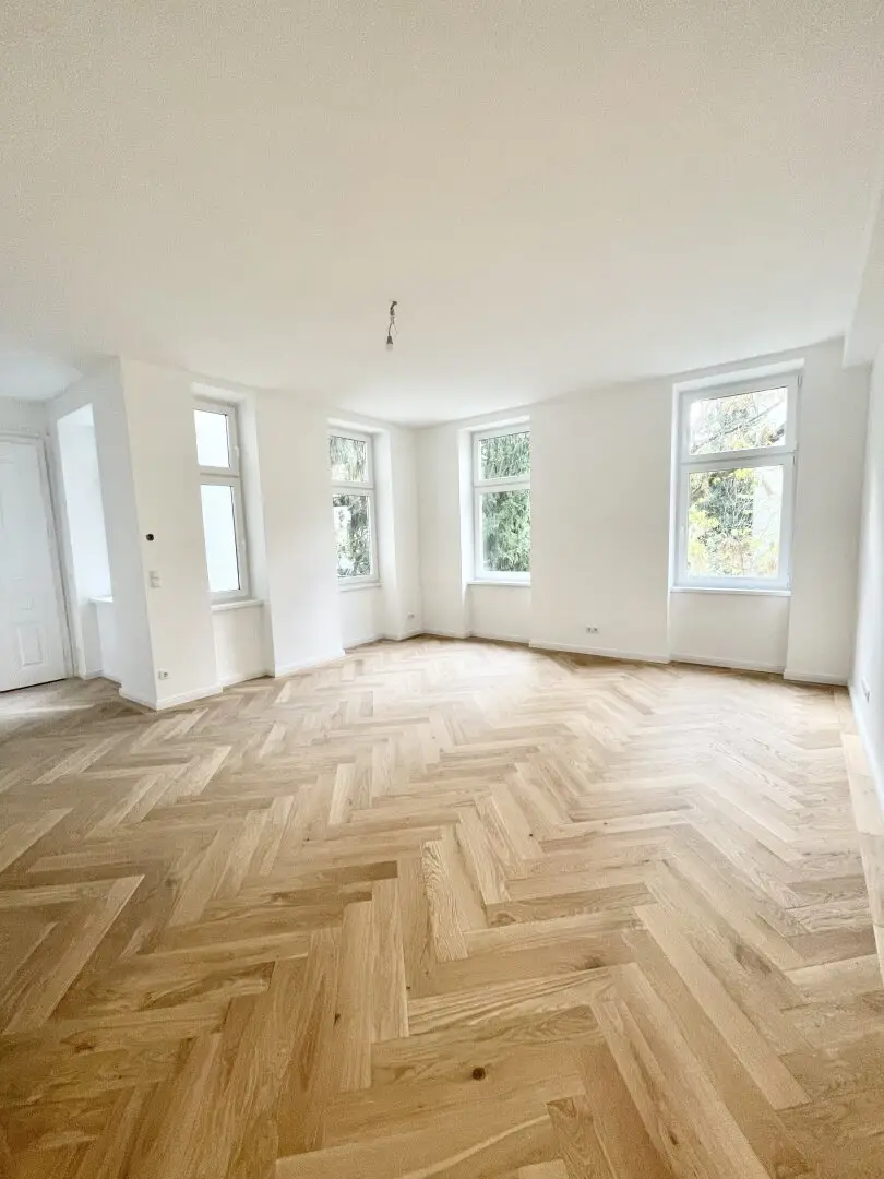 Erstbezug Altbauwohnung hochwertig ausgestattet