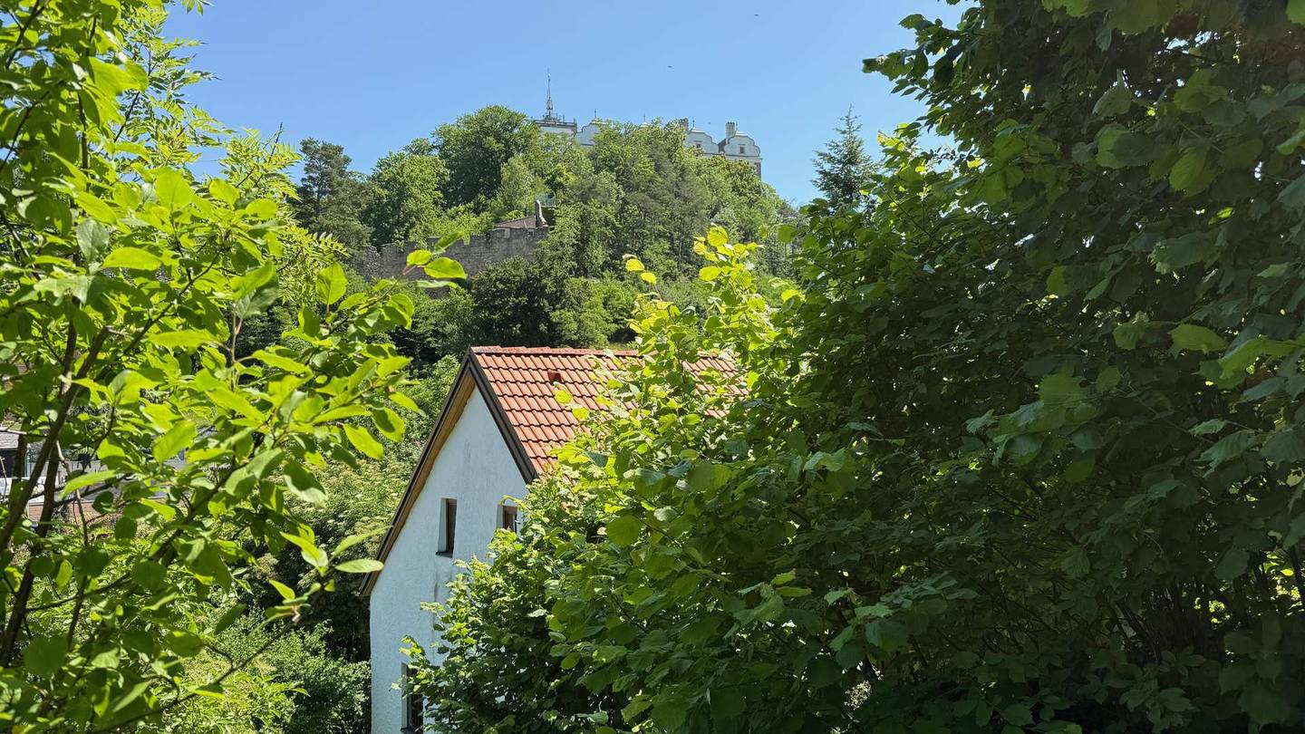 Landhaus in Weitra im Waldviertel – kernsaniert, 5 Zimmer, Naturgarten