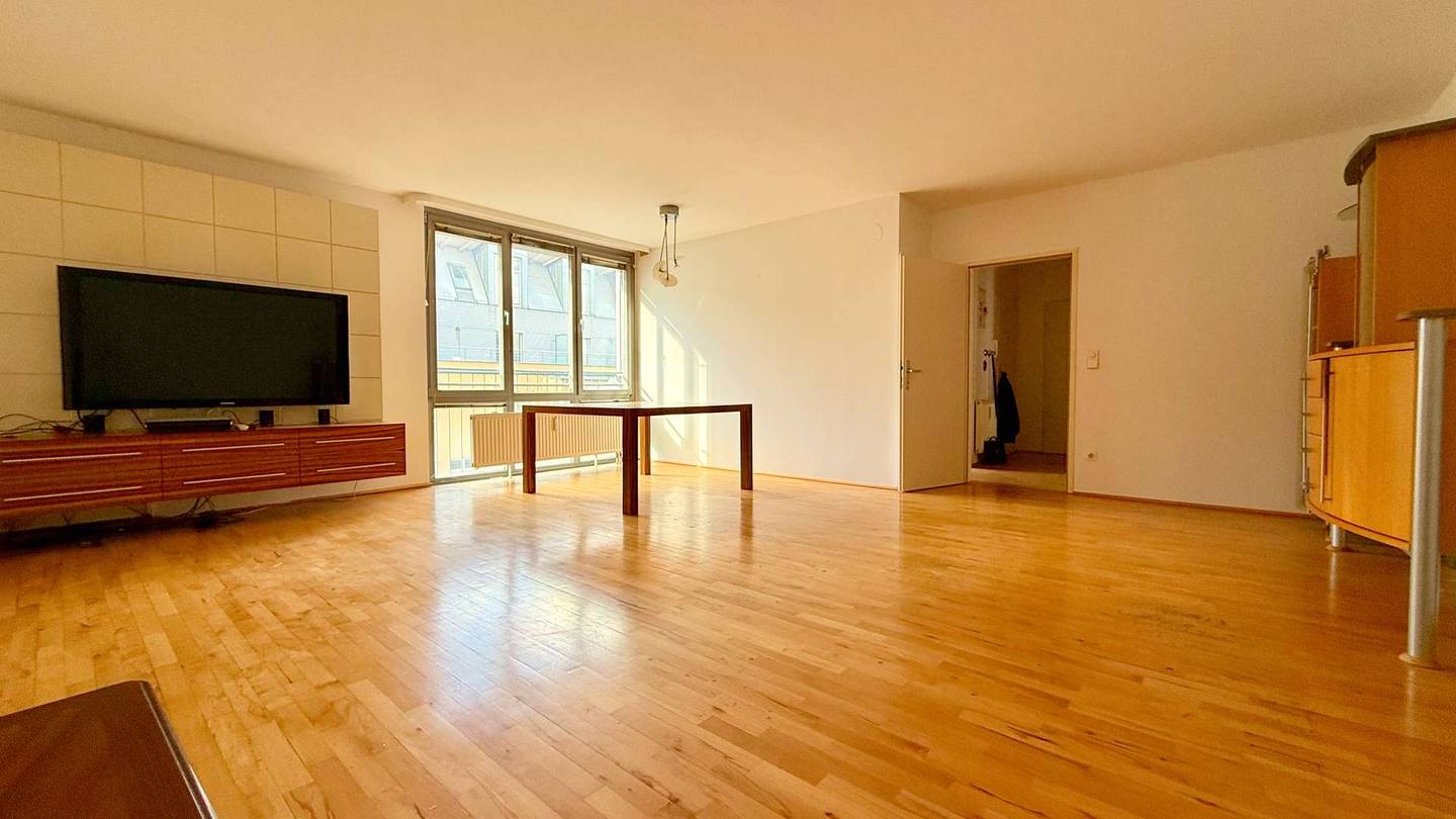 Wohnung mit Lift nahe Millennium City