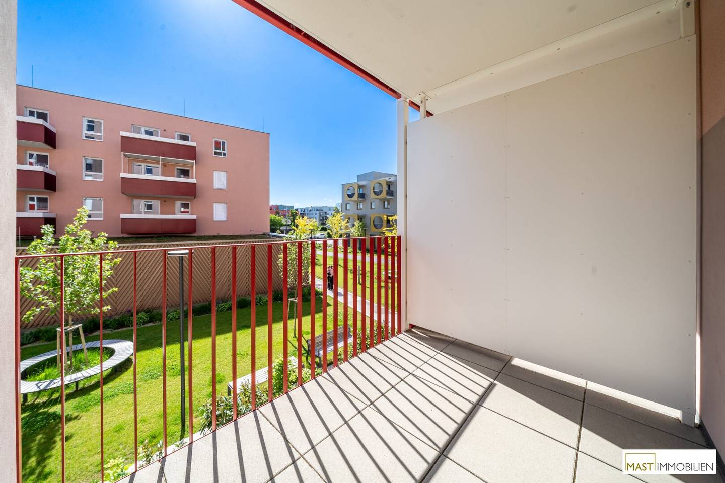 Wohnung first occupancy balcony commission free