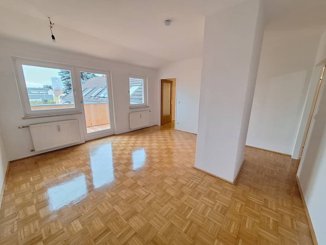 360 Tour / Sanierte 2-Zimmer-Neubau-Dachgeschosswohnung mit Balkon in zentraler Lage von Klagenfurt