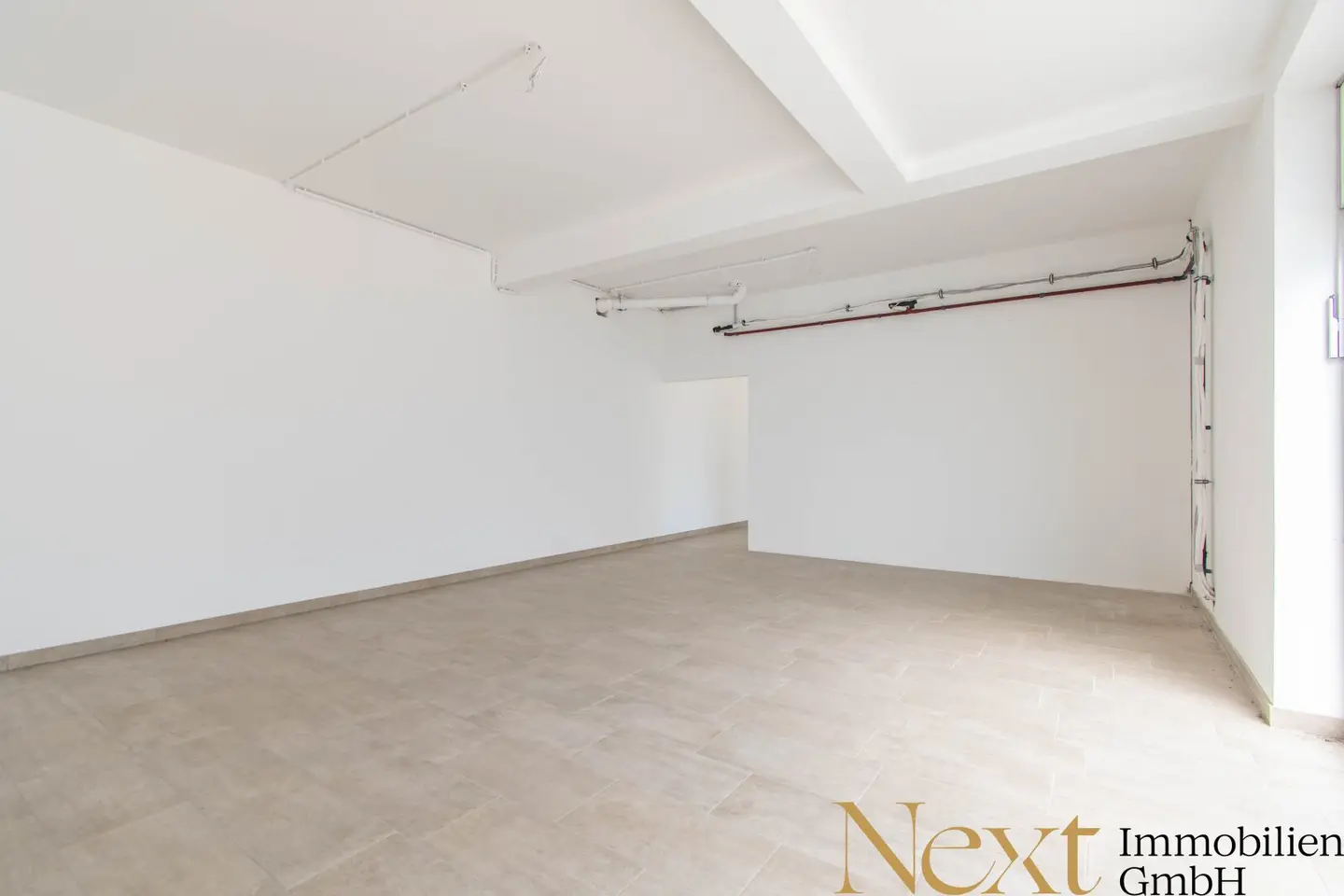 Attraktive Büro-/Geschäftsfläche mit großer Schaufensterfront in Steyr zu verkaufen!