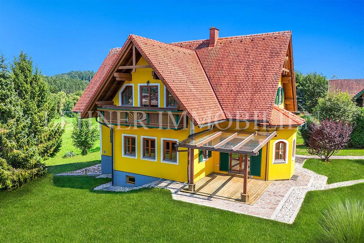 Landhaus in Pichling bei Stainz - 181 m² Wohnfläche, 2 Balkone