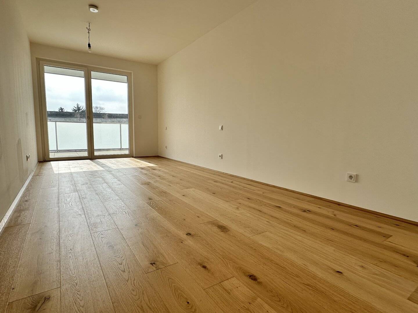 Wohnung Neubau Erstbezug Großzügige Wohnküche Terrasse nahe Lobau