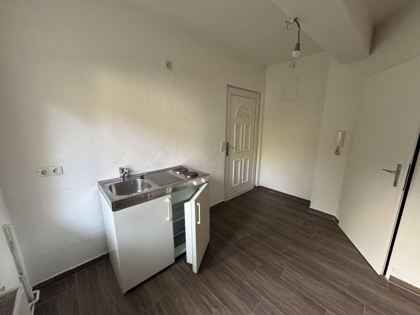 Ruhige 2-Zimmer-Wohnung mit Blick in den grünen Innenhof in Graz